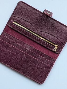 Portland Leather Wallet In plum